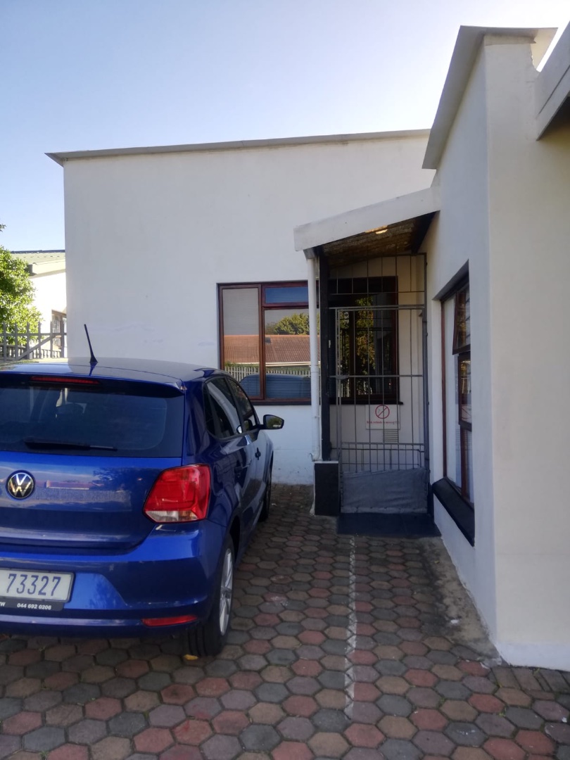 6 Bedroom Property for Sale in Mossel Bay Ext 15 Western Cape